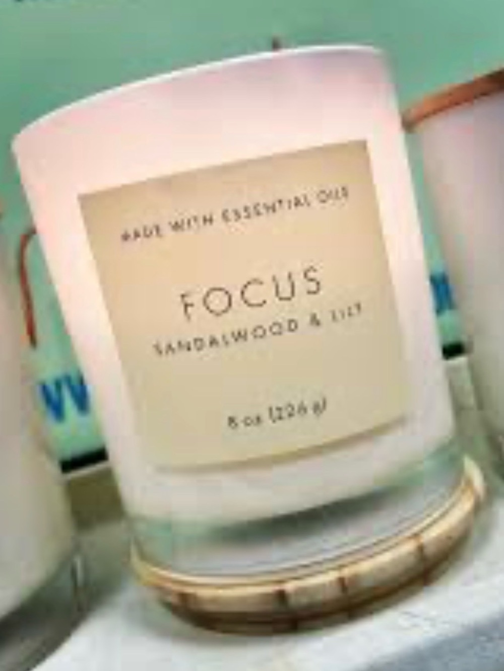 FOCUS 💦 Sandalwood & Lily Scented Candle - White 8OZ (226g) New
